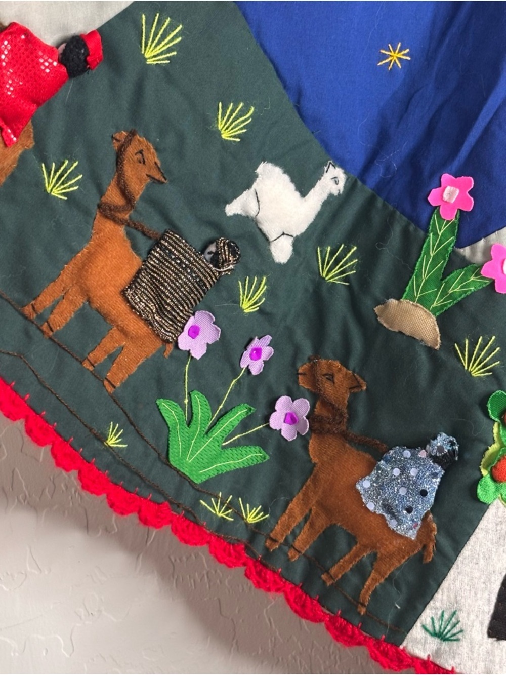 Novica Peru Arpillera 3D Christmas Nativity Tree Skirt Peruvian Nativity 43” - Picture 7 of 13